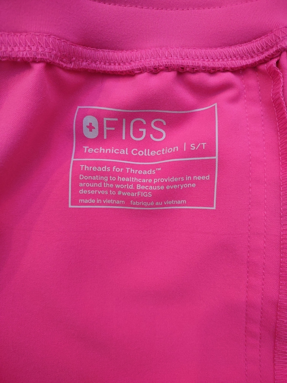 For @megeangibson Figs Wide Leg Scrub Bundle - Picture 8 of 13